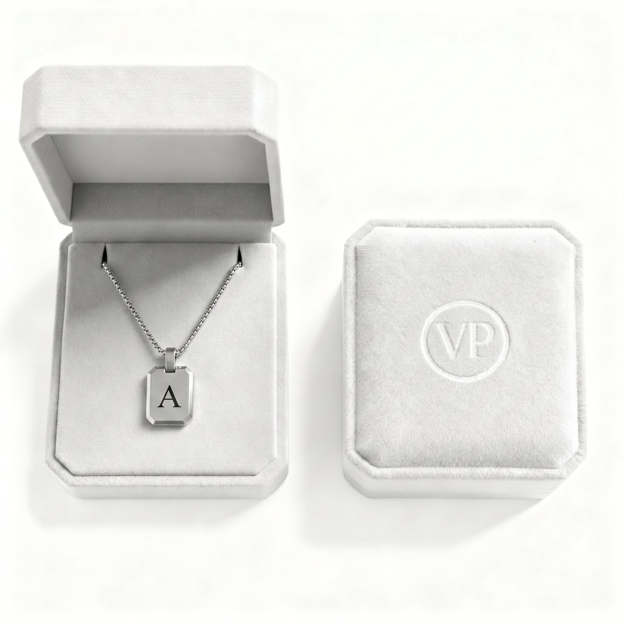 Initial Necklace "Tag"