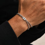 Initial Bracelet "Valor"